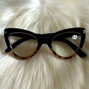 Tortoise Shell Ombré Cat Eye Reading Glasses | +2.25